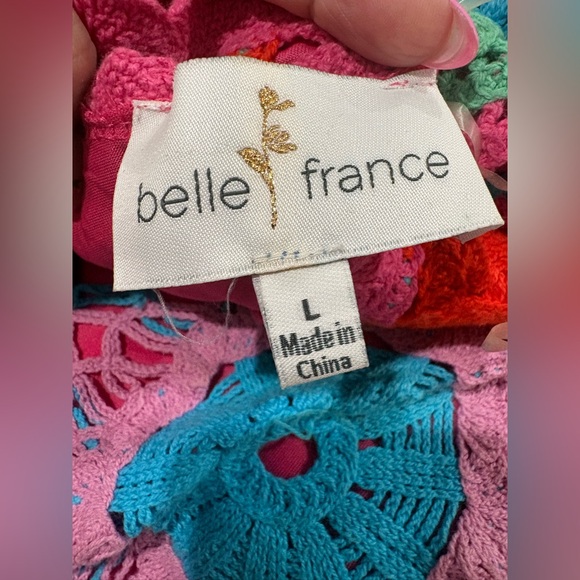 Belle France Hi Low crochet top. Size Large. - Picture 5 of 5